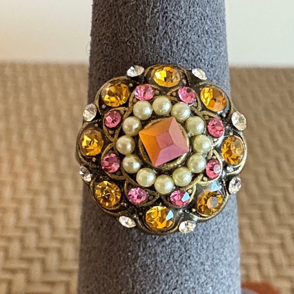 Bohemian Victorian-style Multicolor Ring